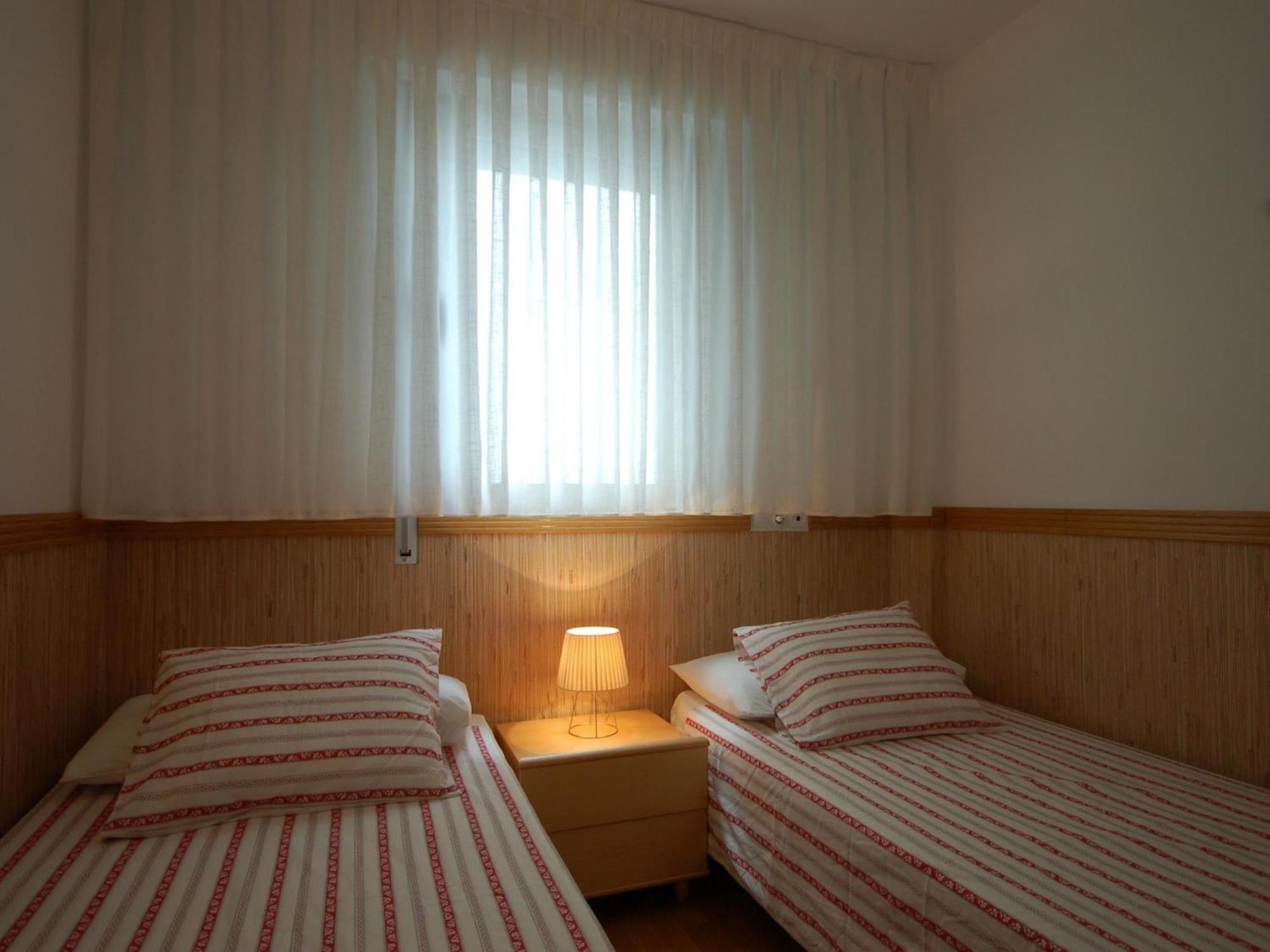 Apartment Lets Holidays Ancora *